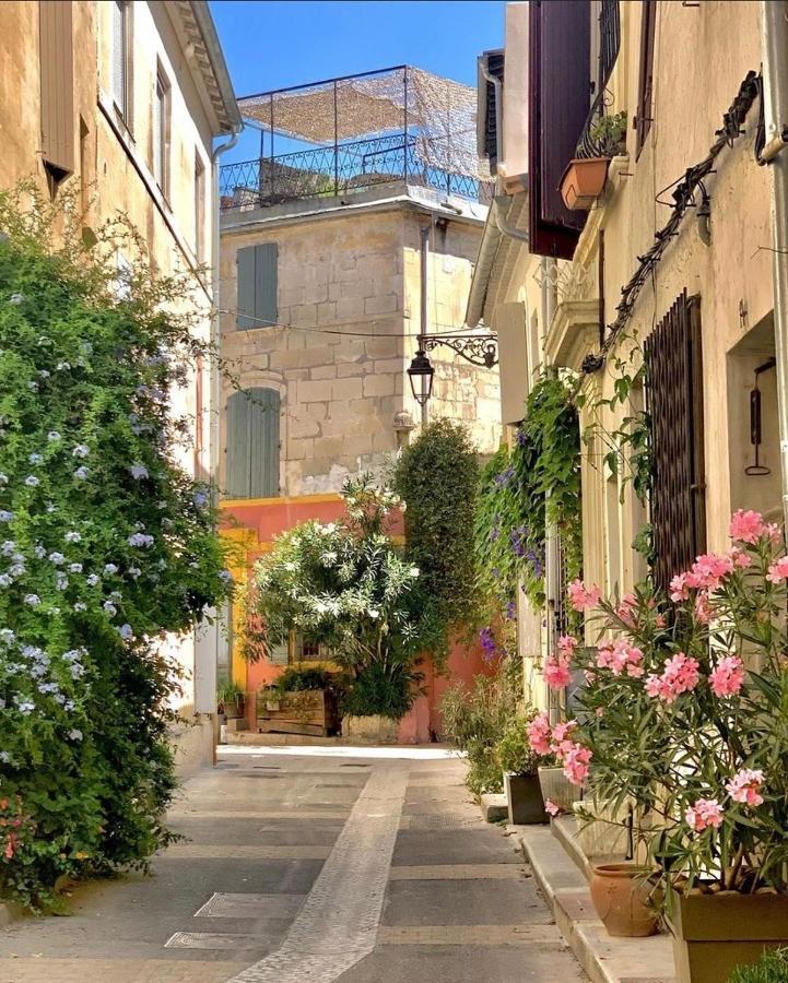 Nuit A La Roquette, Arles Daire Dış mekan fotoğraf